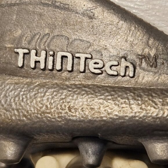 Adidas Women's Size 6 Fitfoam Traxion Leather Golf Shoes White W/Silver Detail - Picture 3 of 10